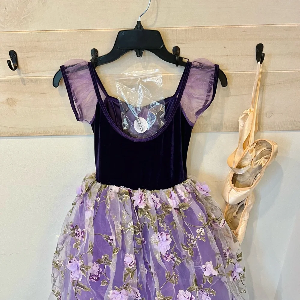 Elisse dance costume, purple floral dramatic tutu, size large child - Picture 8 of 10